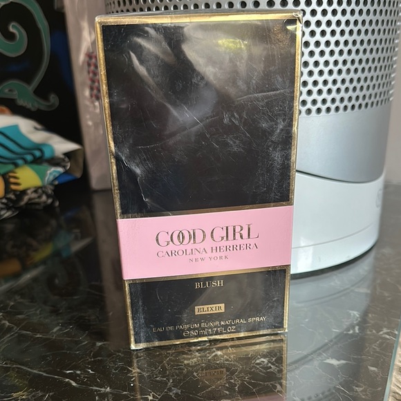 Carolina Herrera Accessories - Carolina Herrera Good Girl Blush Elixir in Black and Pink 50 ml